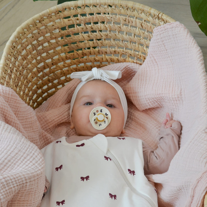 Suce Bibs 6-18mois Paquet de 2 Boucles (Grandeur 2)