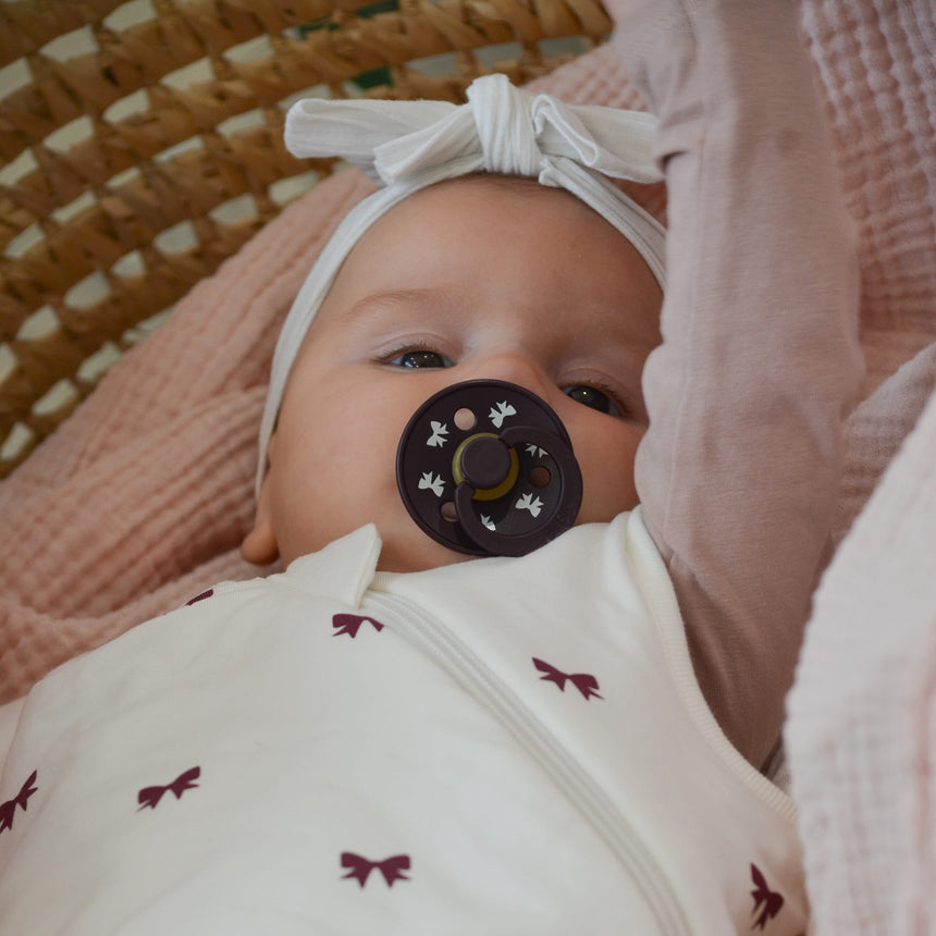 Suce Bibs 6-18mois Paquet de 2 Boucles (Grandeur 2)