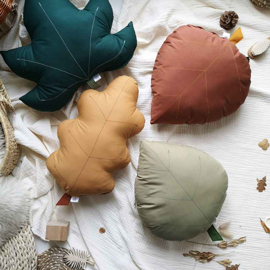 Coussin Feuille de Chêne - Ocre-The Butter Flying-BUT-PILOAKOCH-CLÉMENT