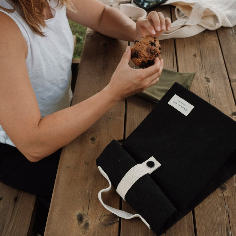 DLS-LUNCHBLACBEI_B.JPG