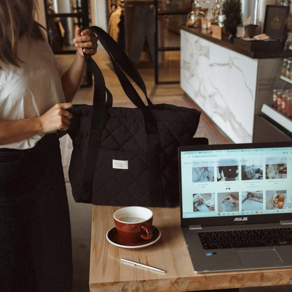 DLS-QUILTOTEBLAC_B.JPG