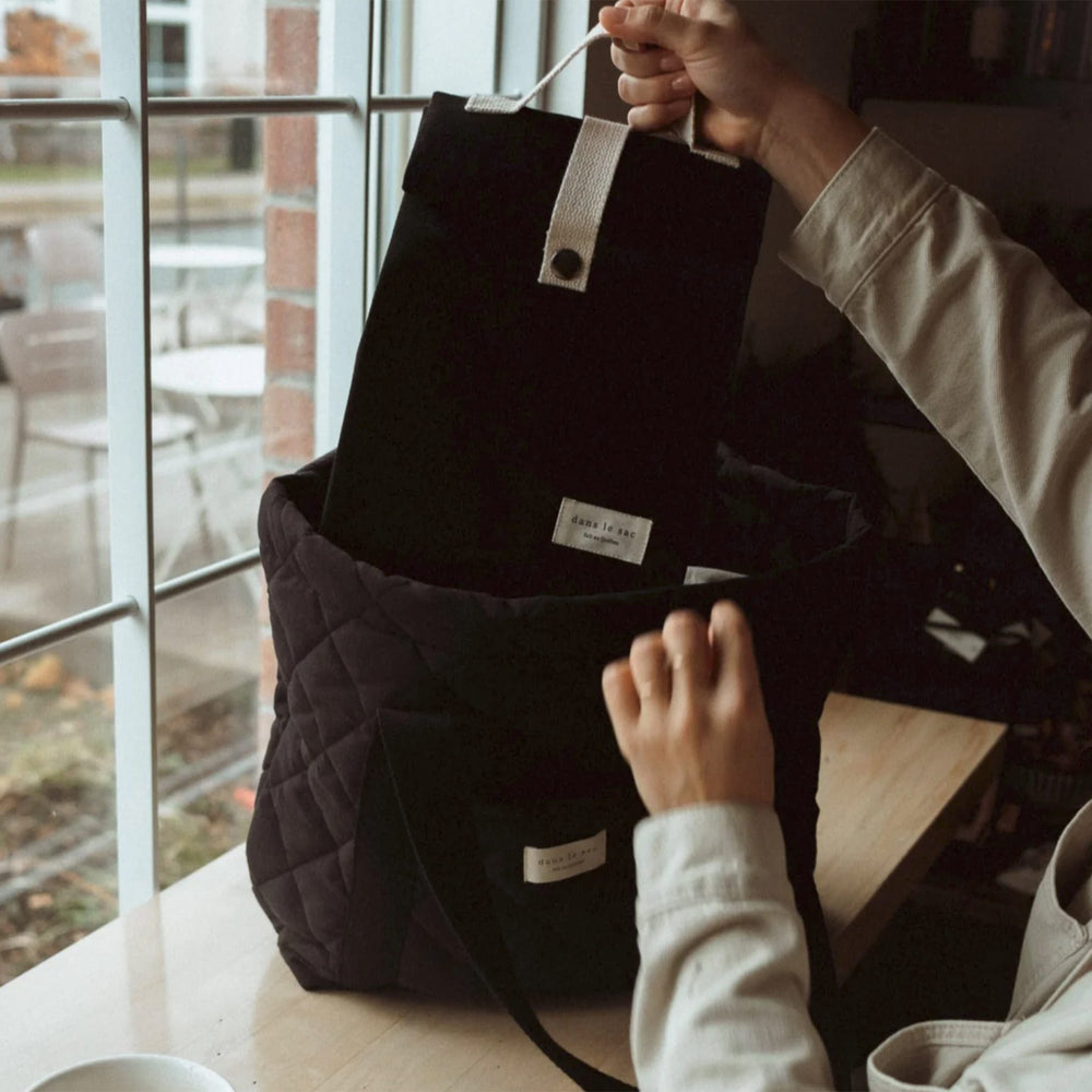 DLS-QUILTOTEBLAC_C.JPG