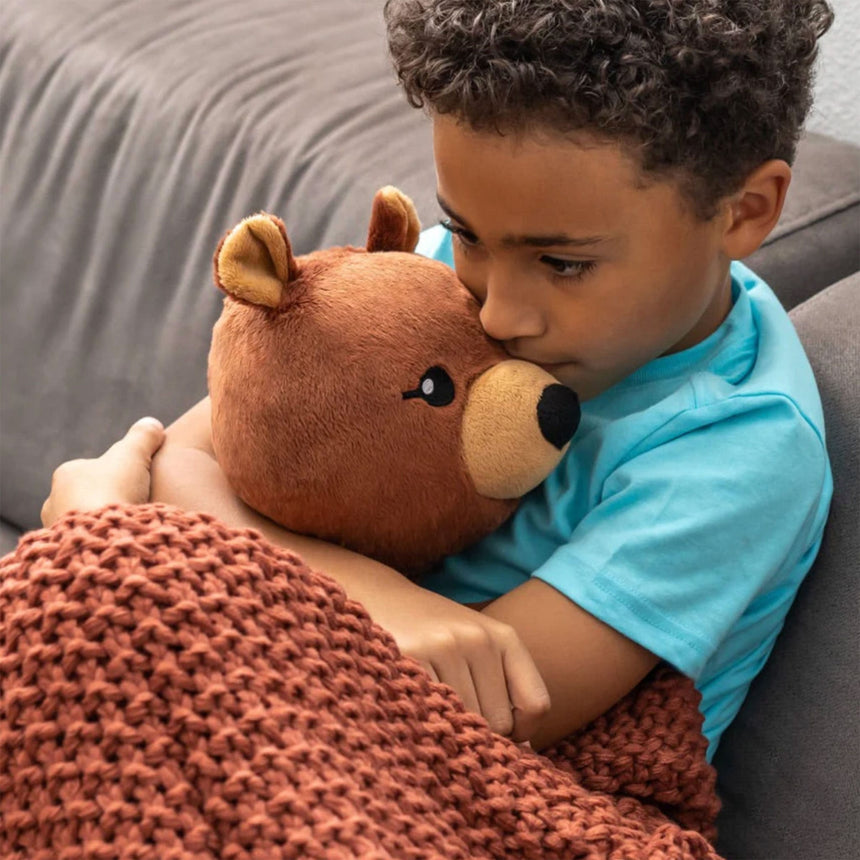 HUG-HUG-OURS_B.JPG