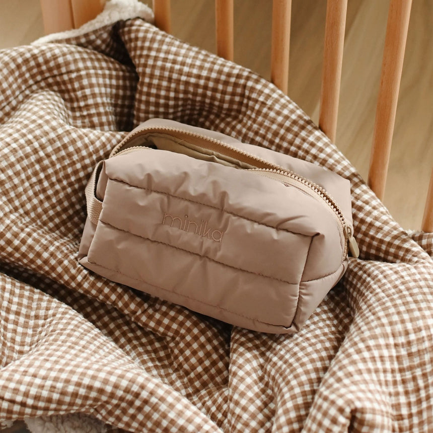 MKA-TROUSSE_BEI_B.JPG
