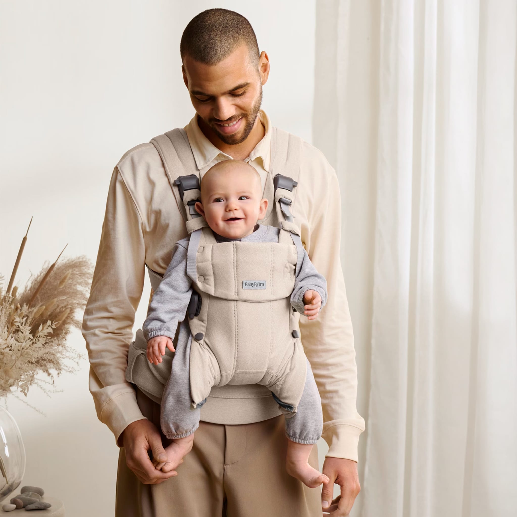 Baby Carrier Harmony - Light Beige – CLÉMENT