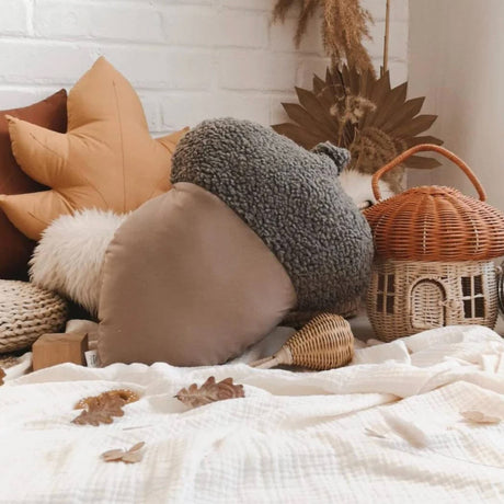 Coussin Gland De Chêne - Taupe-The Butter Flying-BUT-ACOPILCOTTAU-CLÉMENT