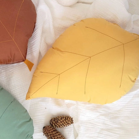 Coussin Feuille de Frêne - Moutarde-The Butter Flying-BUT-PILASHMUS-CLÉMENT