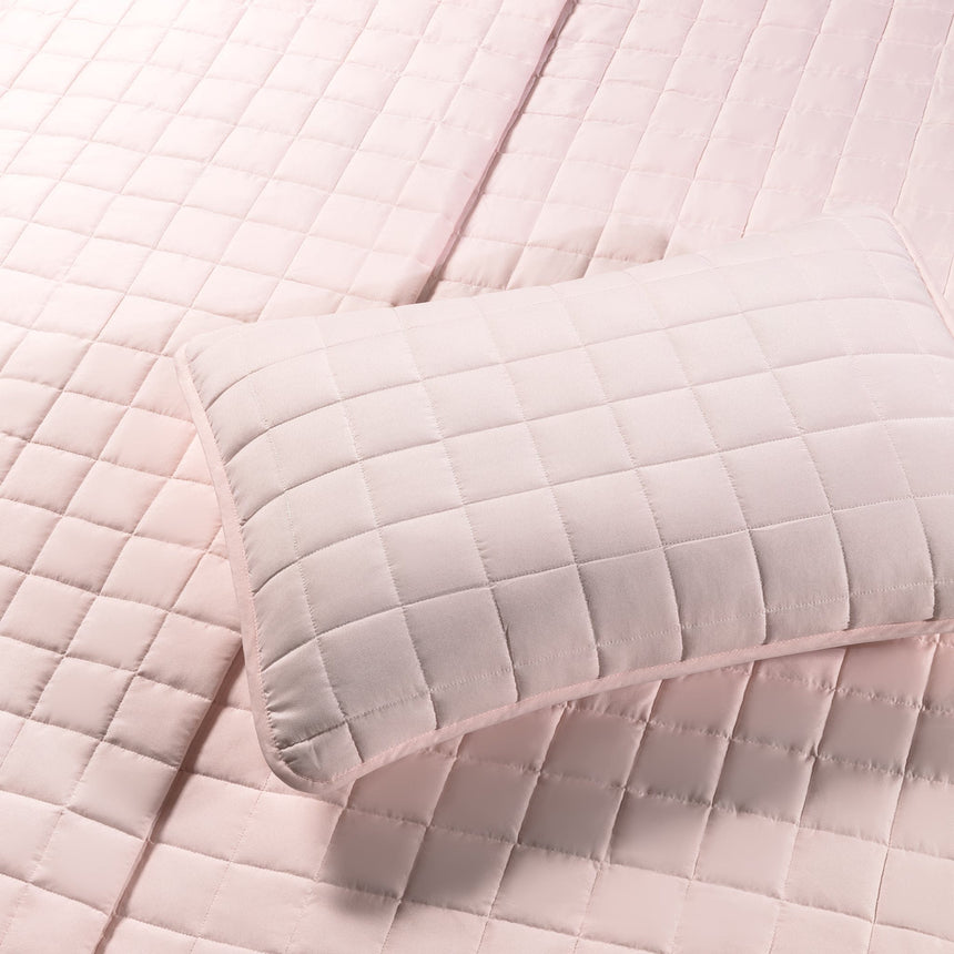 CAH-QUILT-TW-BLU_C_1.JPG