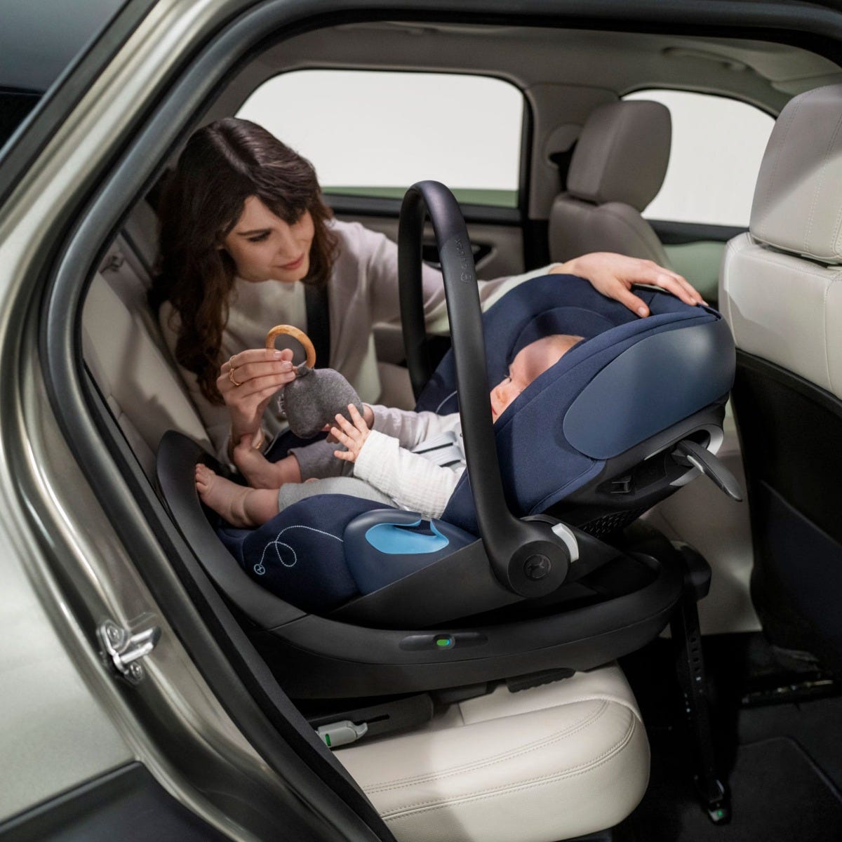 Siège d'Auto Cloud G Lux 4-35lb - Bleu Océan - Cybex – CLÉMENT