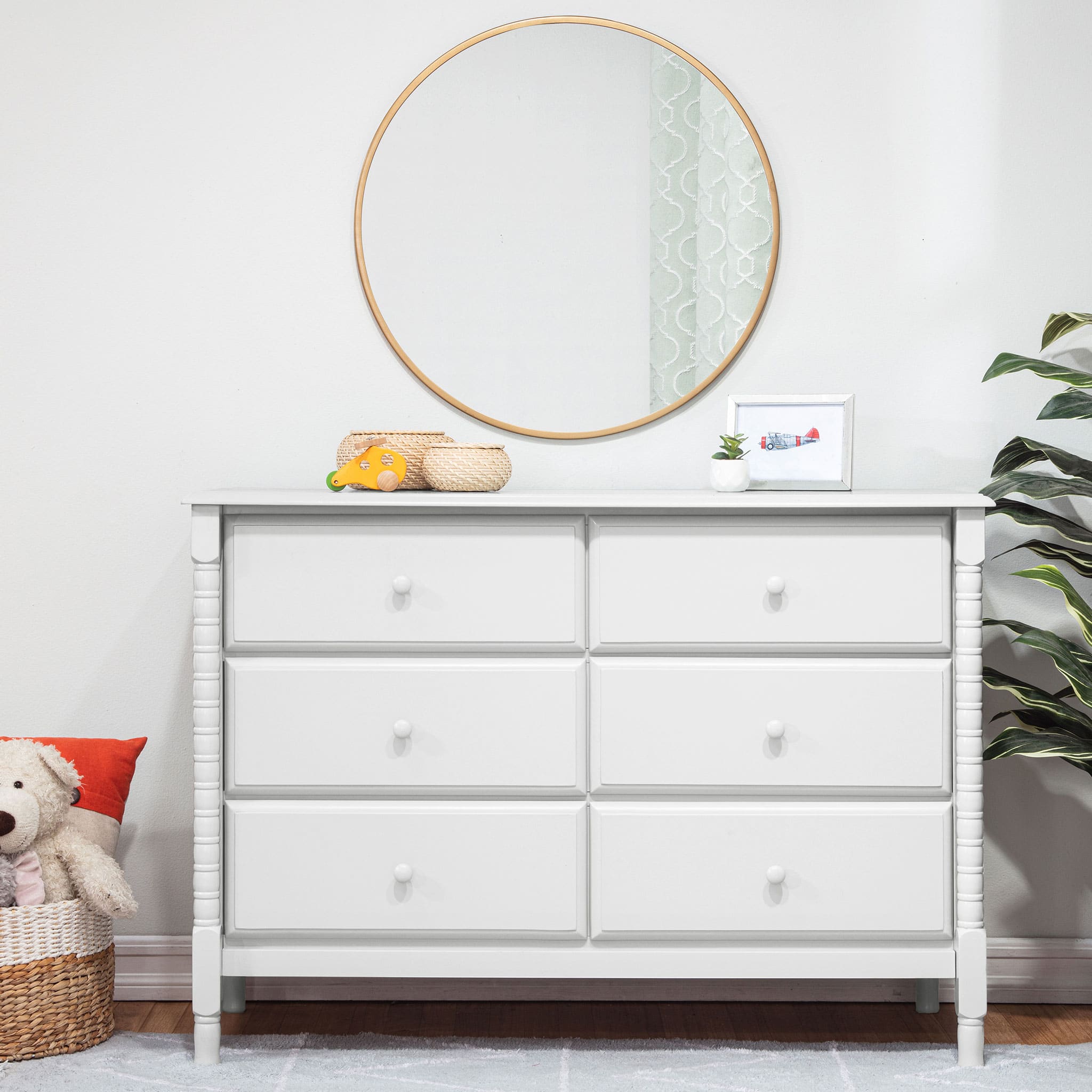 Jenny Lind Spindle 6-Drawer Dresser - White – CLÉMENT