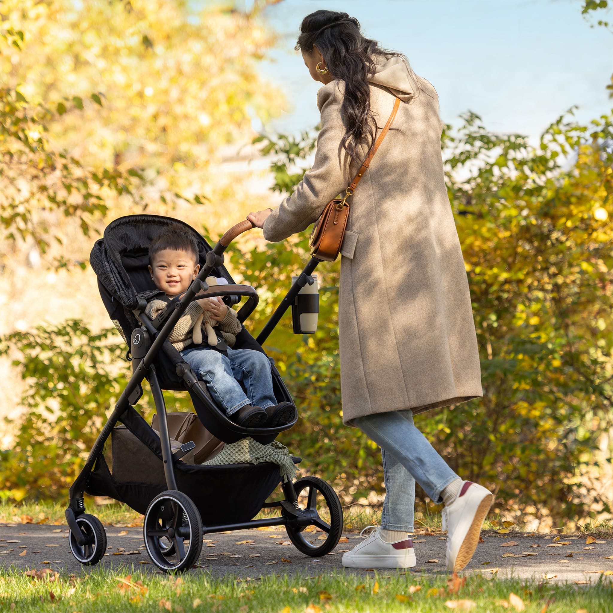 Système de Voyage Shyft Intuiti avec siège d'auto Revolve 180