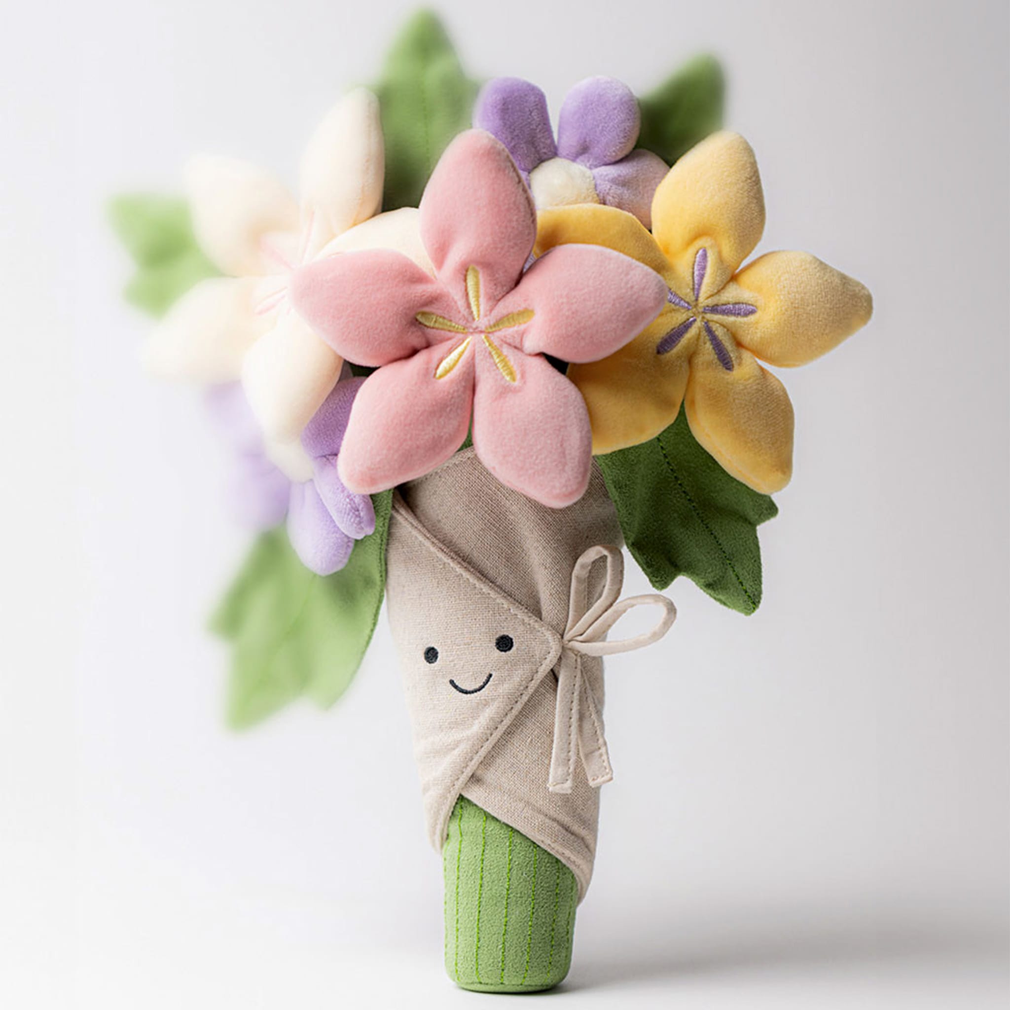 Amuseables Bouquet Of Flowers – CLÉMENT