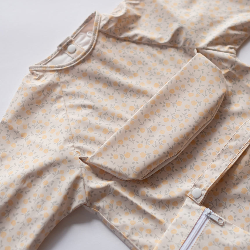 Bavoir Manche Longue Poche Intégrée 6-24m - Fleurs Jaune-Micasso-MSO-JIBAV01-FA-CLÉMENT