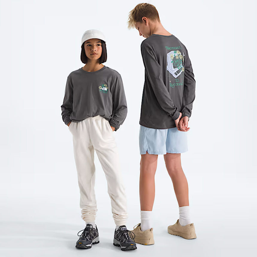 NOH-NF0A8FNY-RHI_CHA_B.JPG