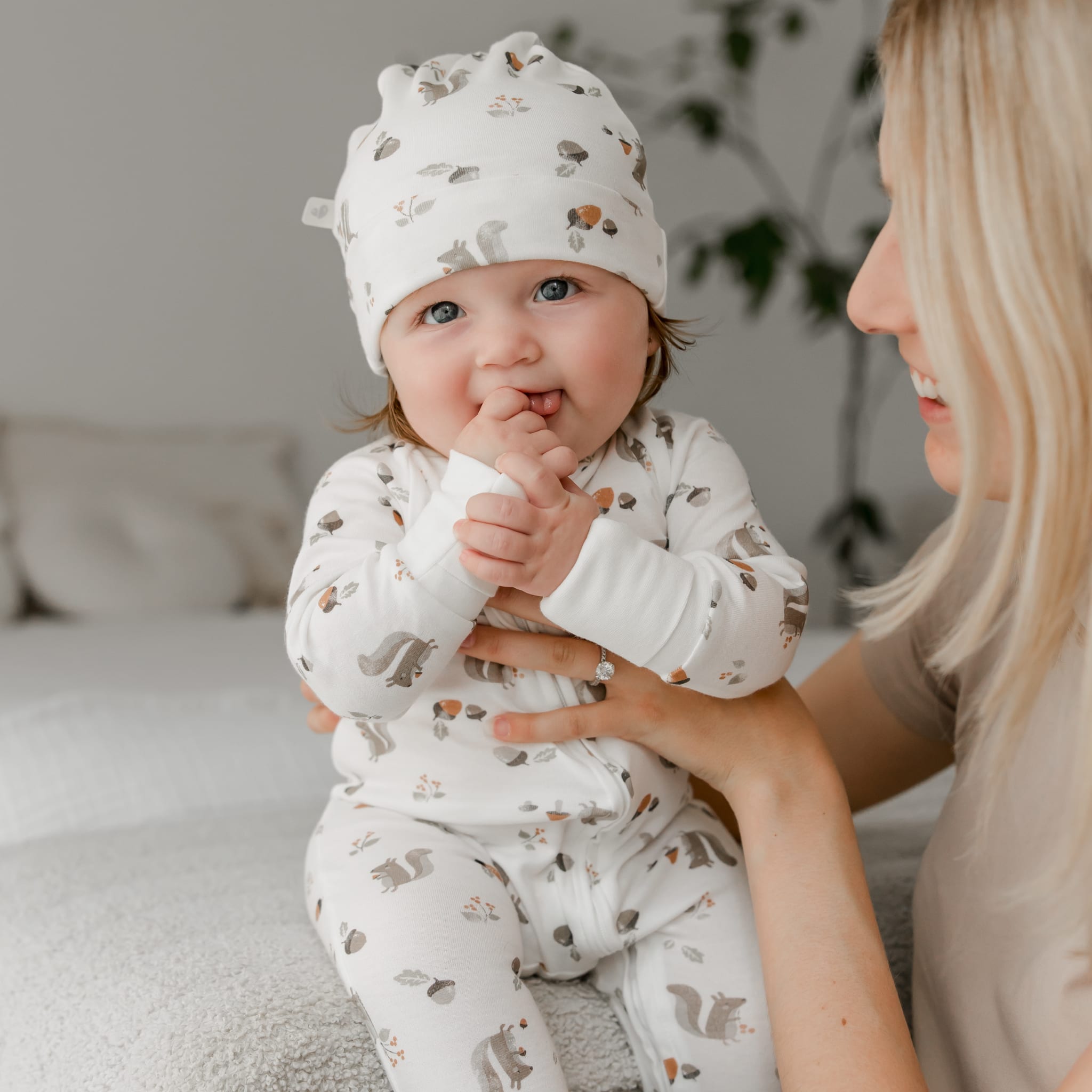 Bow Hat 0-3 months - Squirrels – CLÉMENT