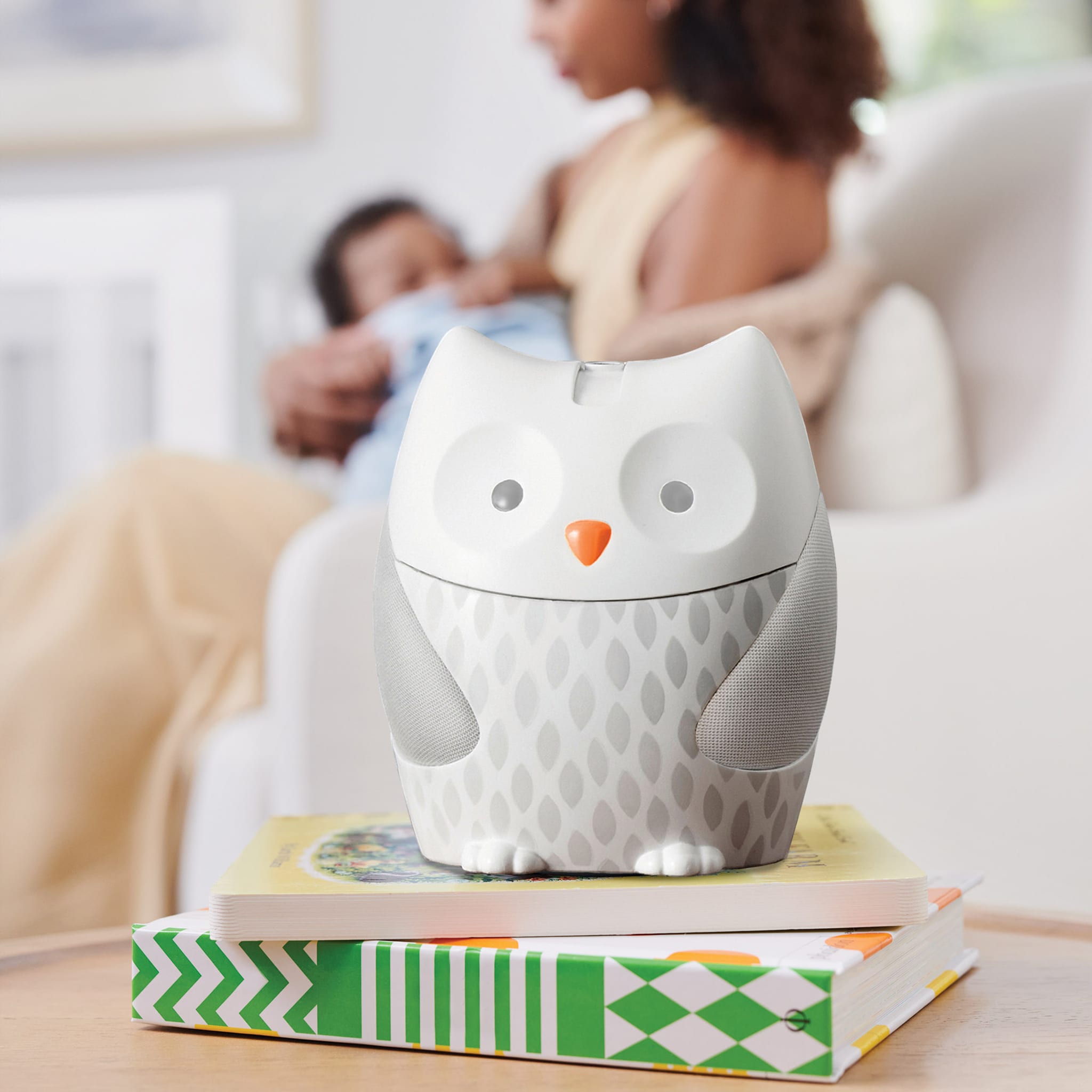 「Light Mellow Moonlight」 Depuley Flush Mount Ceiling Fan: 20 Inch Low Profile Ceiling