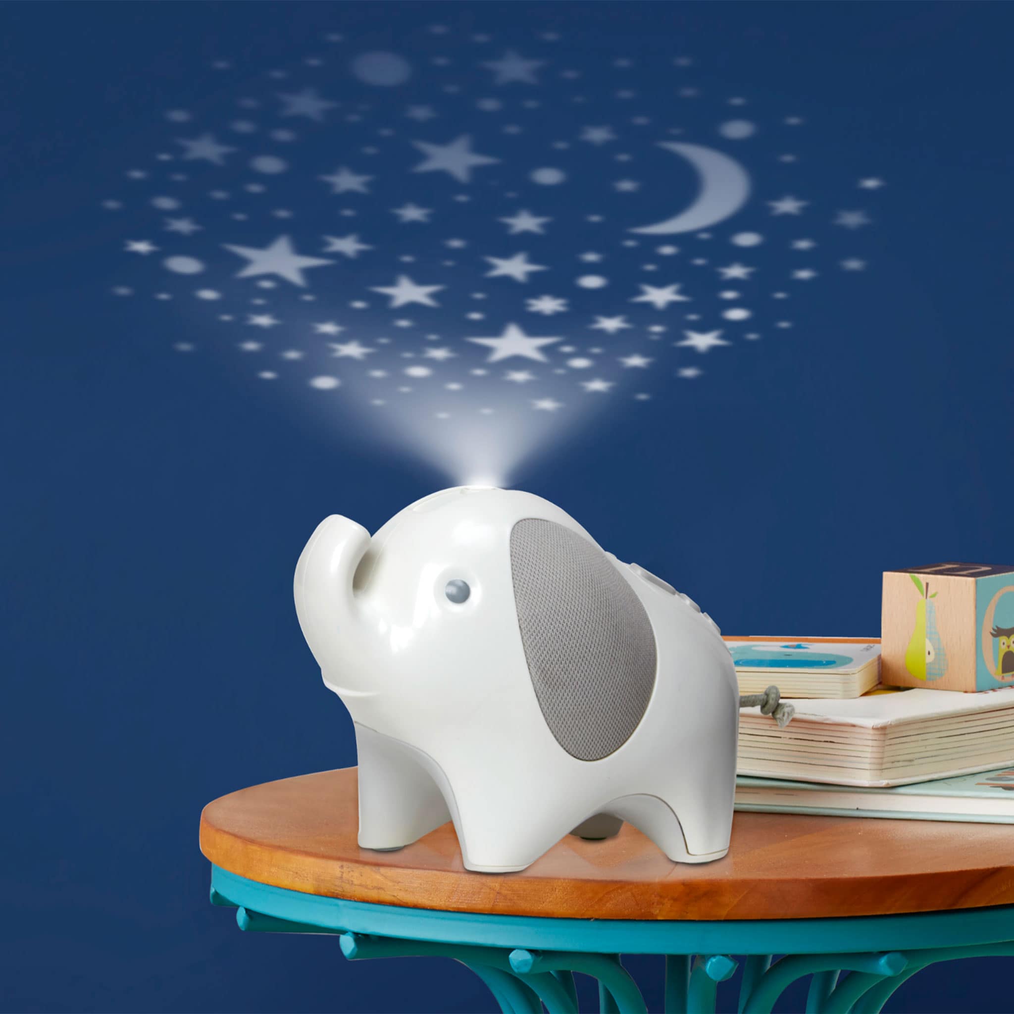 Moonlight and Melodies Nighlight Soother - Elephant – CLÉMENT