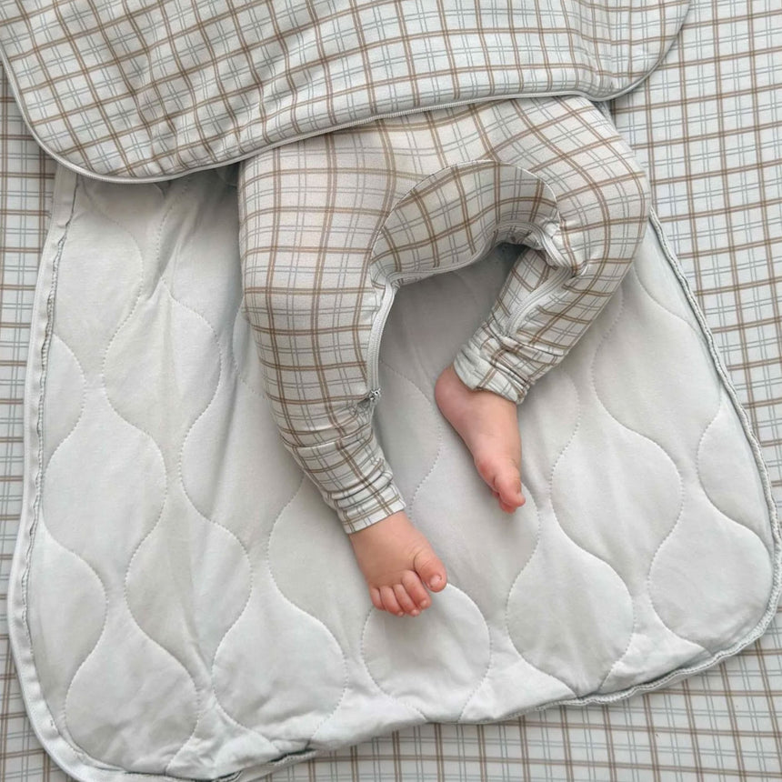 UNA-2700PLAID18_B.JPG