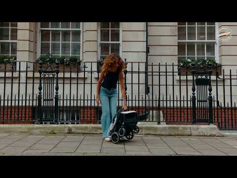 Poussette Compacte Beezy 2 - Noir magique